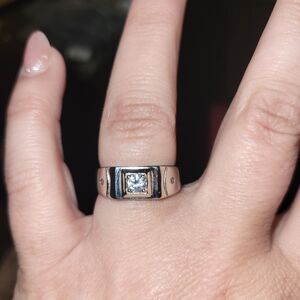 Elegant Silver Ring with Diamond (?) Accent 925